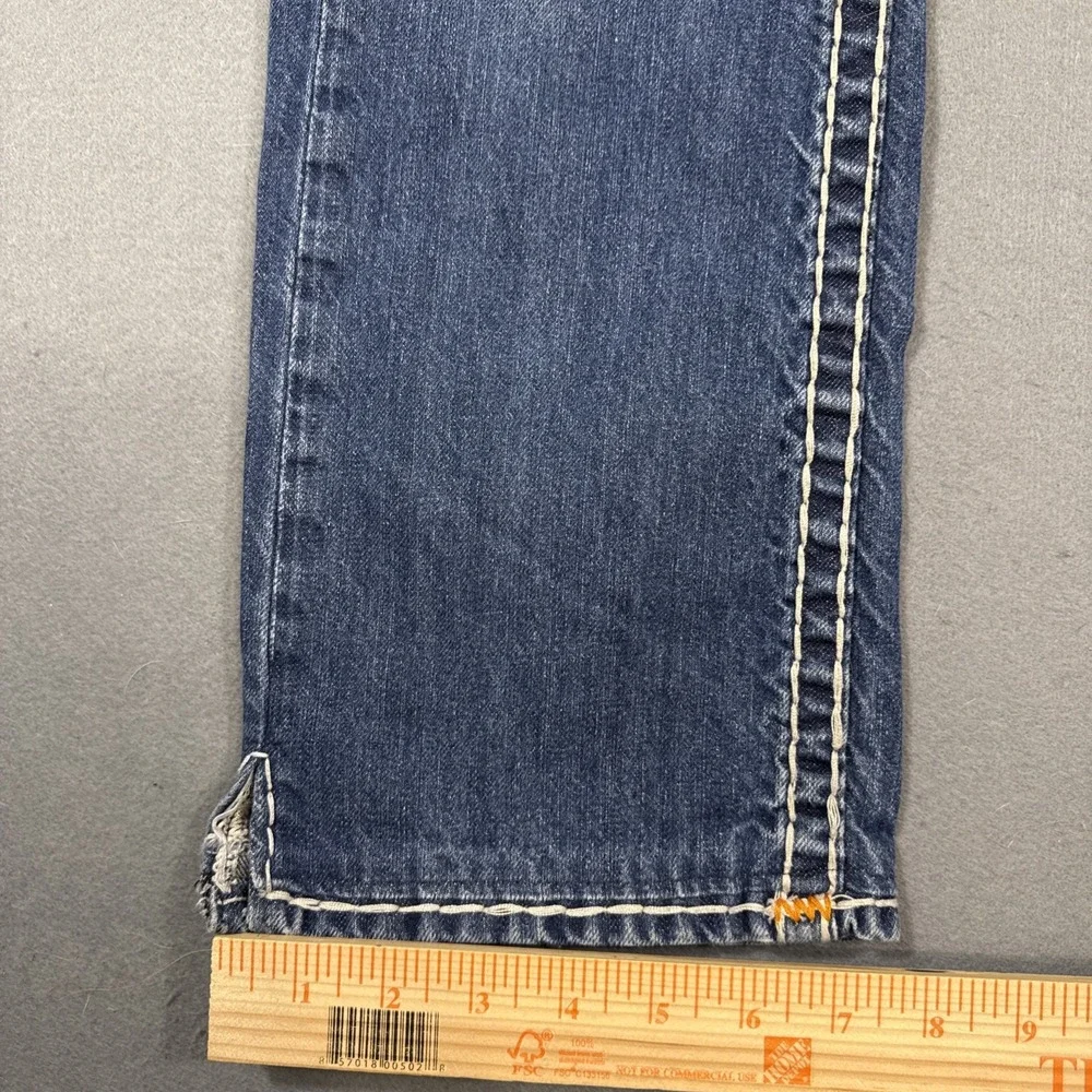 TRUE RELIGION 29 X30 STRAIGHT FLAP SUPER-T ORANGE BACK LOGO PATCH WHISKERING